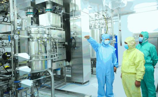 中國建成全球最大新冠疫苗生產基地，引領生物制藥產業新發展